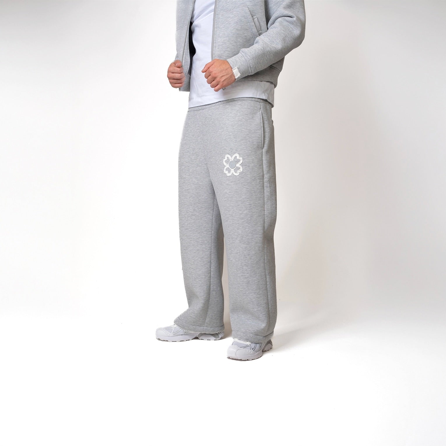 KYRO - Tracksuit Grey
